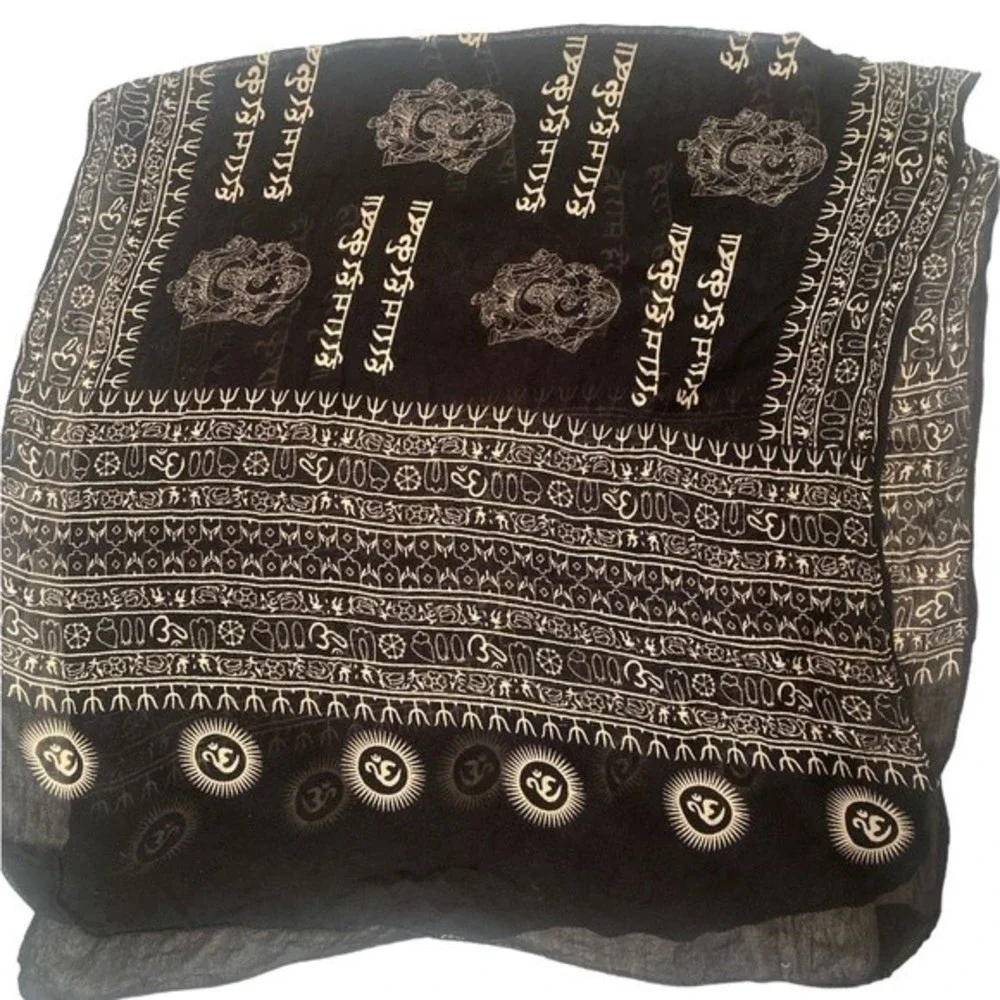 Boho Scarf 100% Rayon Black and White